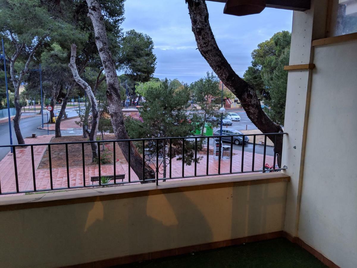 Beautiful 1 Bedroom Apartment In Roda, Los Alcazares. Larger Than Average. Exterior photo